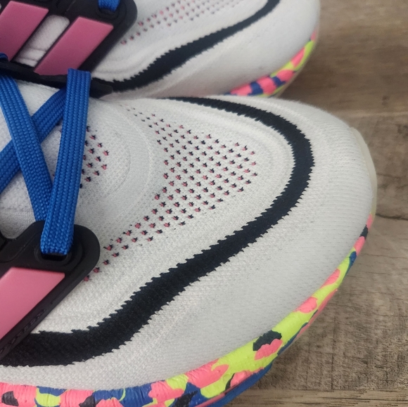 Adidas Ultraboost Sneakers - Picture 5 of 7